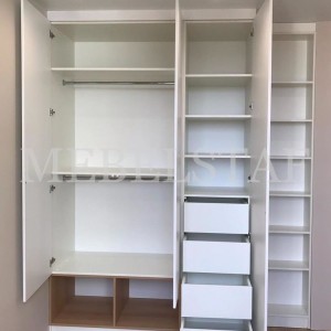 Шкаф в детскую в стиле минимализм цвета Белый, Дуб сантана темный / Белый (4 двери) Фото 3