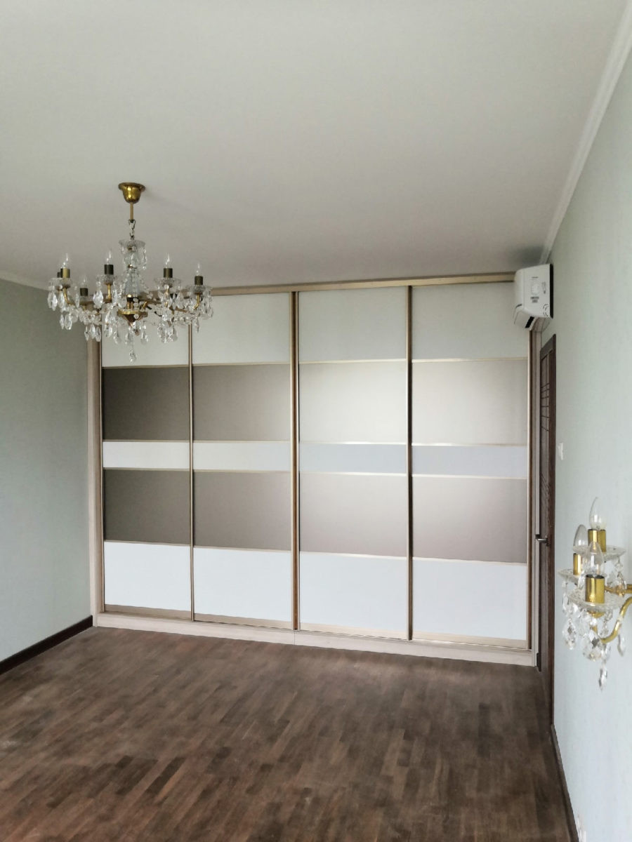 Встроенный шкаф цвета Сосна лоредо / Коричневый, Кофе софт (4 двери)