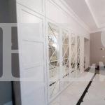 Зеркальный шкаф в стиле прованс цвета Белый / Белый (9 дверей) Фото 4