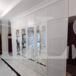 Зеркальный шкаф в стиле прованс цвета Белый / Белый (9 дверей) Фото 6