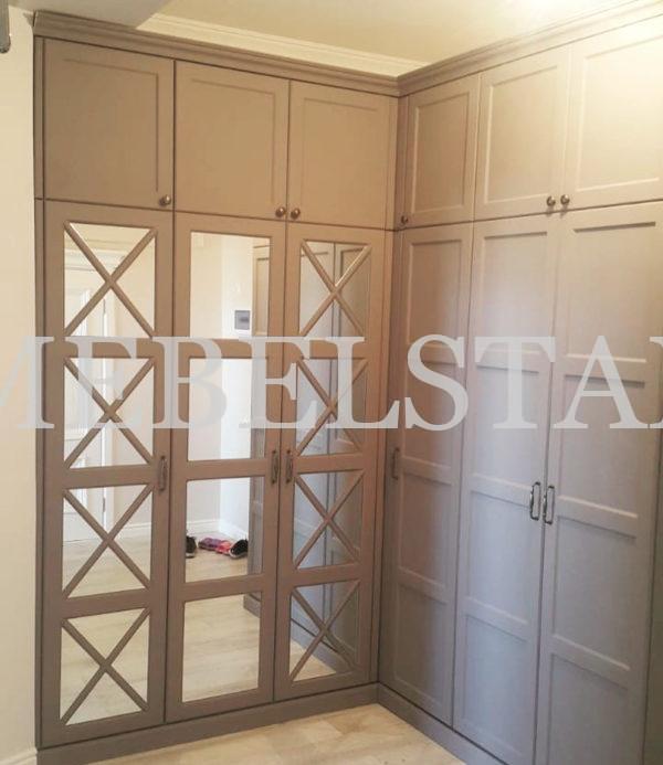 Встраиваемый угловой шкаф в классическом стиле цвета Трюфель / Зеркало, Мокко (6 дверей)