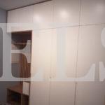 Встраиваемый шкаф в стиле минимализм цвета Дуб хантон темный / Белый (5 дверей) Фото 3