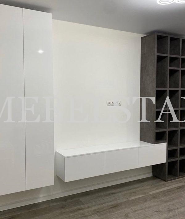 Шкаф в гостиную в стиле минимализм цвета Белый, Камень темный / Белый глянец (7 дверей)