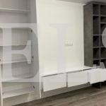 Шкаф в гостиную в стиле минимализм цвета Белый, Камень темный / Белый глянец (7 дверей) Фото 3