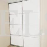 Гардеробный шкаф в стиле минимализм цвета Белый / Белый (2 двери) Фото 1
