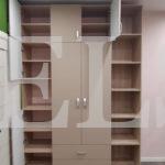 Распашной шкаф в стиле хай-тек цвета Дуб атланта / Кофе софт (4 двери) Фото 3