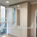 Распашной шкаф в классическом стиле цвета Белый / Белый (4 двери) Фото 3