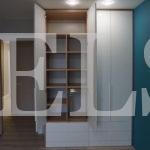 Распашной шкаф в стиле минимализм цвета Ольха / Белый глянец (4 двери) Фото 2