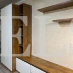 Шкаф в гостиную в стиле кантри цвета Дуб хантон темный / Лофт белый (5 дверей) Фото 2