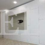 Шкаф в гостиную в стиле хай-тек цвета Белый, Дуб паллада / Белый софт (8 дверей) Фото 1
