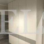 Шкаф в спальню в стиле минимализм цвета Белый / Белый, Серый (5 дверей) Фото 2