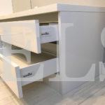 Шкаф в гостиную в стиле минимализм цвета Белый / Белый глянец, Маренго софт (6 дверей) Фото 4