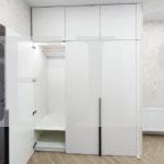 Шкаф с крашеными фасадами в стиле минимализм цвета Белый / Белый (3 двери) Фото 2