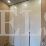 Шкаф с крашеными фасадами в стиле минимализм цвета Белый / Белый (4 двери) Фото 1
