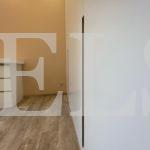 Шкаф с крашеными фасадами в стиле минимализм цвета Белый / Белый (4 двери) Фото 5