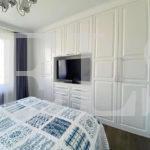 Шкаф в спальню в стиле неоклассика цвета Белый / Белый (7 дверей) Фото 3