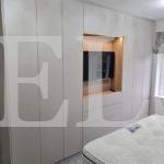 Шкаф в спальню в стиле минимализм цвета Гикори натуральный / Серый софт (8 дверей) Фото 1