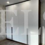 Шкаф в спальню в стиле минимализм цвета Дуб баррик темный / Белый (4 двери) Фото 1