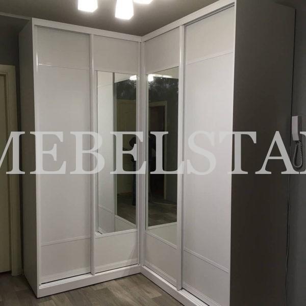 Зеркальный шкаф в стиле минимализм цвета Белый / Белый, Серебро (4 двери)
