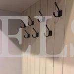 Шкаф с фасадами МДФ в пленке в стиле прованс цвета Серый / Грей софт, Серебро (4 двери) Фото 3