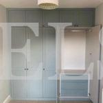 Шкаф с крашеными фасадами в стиле модерн цвета Белый / Пастельно-бирюзовый (5 дверей) Фото 4