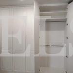Шкаф с фасадами МДФ в пленке в стиле модерн цвета Белый / Белый (6 дверей) Фото 4