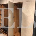 Шкаф в прихожую в стиле лофт цвета Коньяк коричневый / Лофт бетон (5 дверей) Фото 3