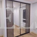 Зеркальный шкаф в стиле модерн цвета Серый камень / Серебро (2 двери) Фото 1