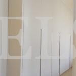 Шкаф с крашеными фасадами в стиле минимализм цвета Перламутр / Жемчужно-белый (6 дверей) Фото 3