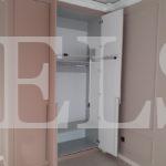 Шкаф с фасадами МДФ в пленке в стиле минимализм цвета Серый / Роза матовая (3 двери) Фото 5