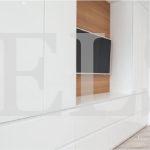 Шкаф в гостиную в стиле неоклассика цвета Белый / Белый глянец (4 двери) Фото 6
