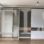 Распашной шкаф в стиле минимализм цвета Дуб галифакс натуральный / Белый глянец (8 дверей) Фото 7