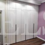 Распашной шкаф в стиле минимализм цвета Белый / Белый глянец (6 дверей) Фото 1