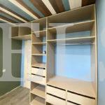 Распашной шкаф в стиле минимализм цвета Перламутр / Перламутр (5 дверей) Фото 5