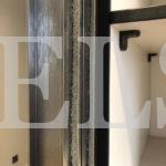 Зеркальный шкаф в стиле лофт цвета Белый / Графит (4 двери) Фото 5