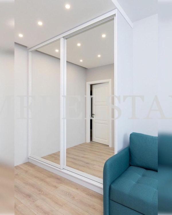 Зеркальный шкаф в стиле минимализм цвета Белый / Серебро (2 двери)