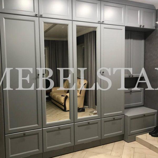Шкаф с фасадами МДФ в пленке в стиле прованс цвета Серый / Серый софт (6 дверей)