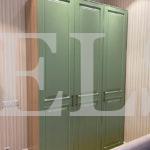 Шкаф с фасадами МДФ в пленке в стиле кантри цвета Туя светлая / Бирюза суперматовая (3 двери) Фото 2