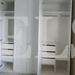 Распашной шкаф в классическом стиле цвета Белый / Белый (5 дверей) Фото 6