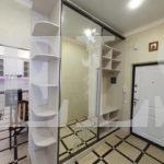 Зеркальный шкаф в стиле модерн цвета Дуб атланта / Серебро (2 двери) Фото 4