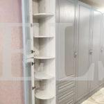 Шкаф с фасадами МДФ в пленке в стиле модерн цвета Дуб эльза / Массив деним (6 дверей) Фото 4