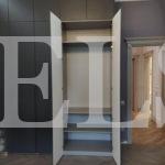 Шкаф с крашеными фасадами в стиле минимализм цвета Серый / Брезентово-серый (6 дверей) Фото 4