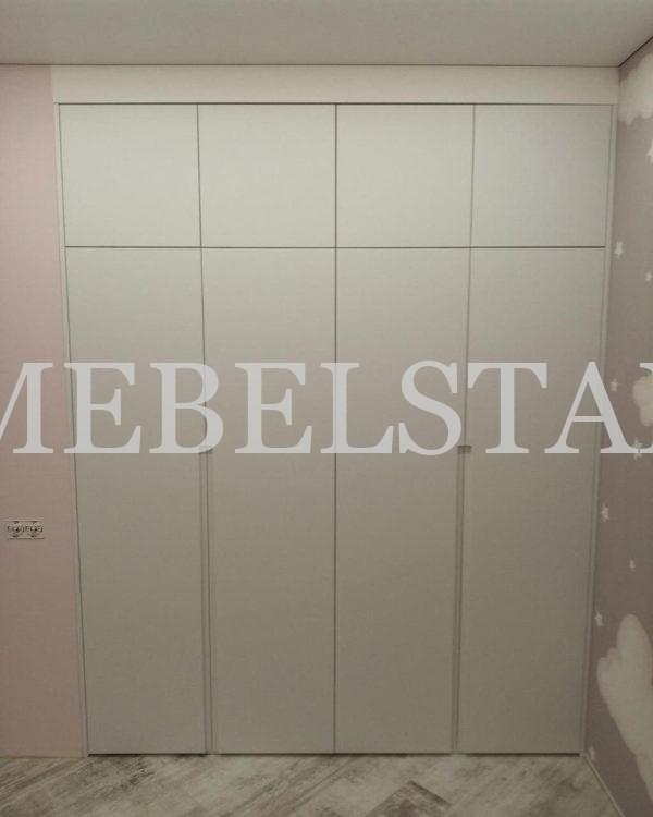 Шкаф с крашеными фасадами в стиле минимализм цвета Белый / Белый (4 двери)