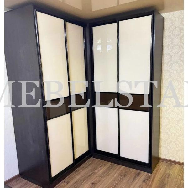 Стеклянный шкаф в стиле модерн цвета Венге / Белый, Коричневый (4 двери)