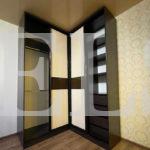 Стеклянный шкаф в стиле модерн цвета Венге / Белый, Коричневый (4 двери) Фото 4