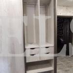 Шкаф с фасадами ЛДСП в стиле модерн цвета Сосна касцина / Сосна касцина (3 двери) Фото 3