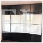 Встраиваемый шкаф цвета Капучино / Белый, Черный (4 двери) Фото 1