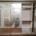 Шкаф с пескоструйным рисунком в стиле кантри цвета Дуб атланта / Серебро (3 двери) Фото 5