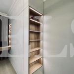 Шкаф со столом в стиле неоклассика цвета Дуб сонома / Светло-серый (5 дверей) Фото 2