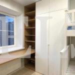 Шкаф со столом в стиле минимализм цвета Дуб кендал коньяк / Белый (4 двери) Фото 2